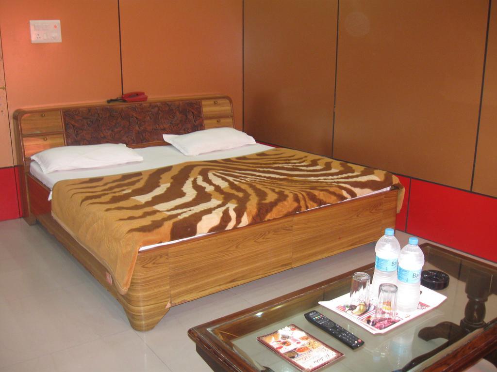 Hotel Shiv Ganga Rishīkesh Quarto foto